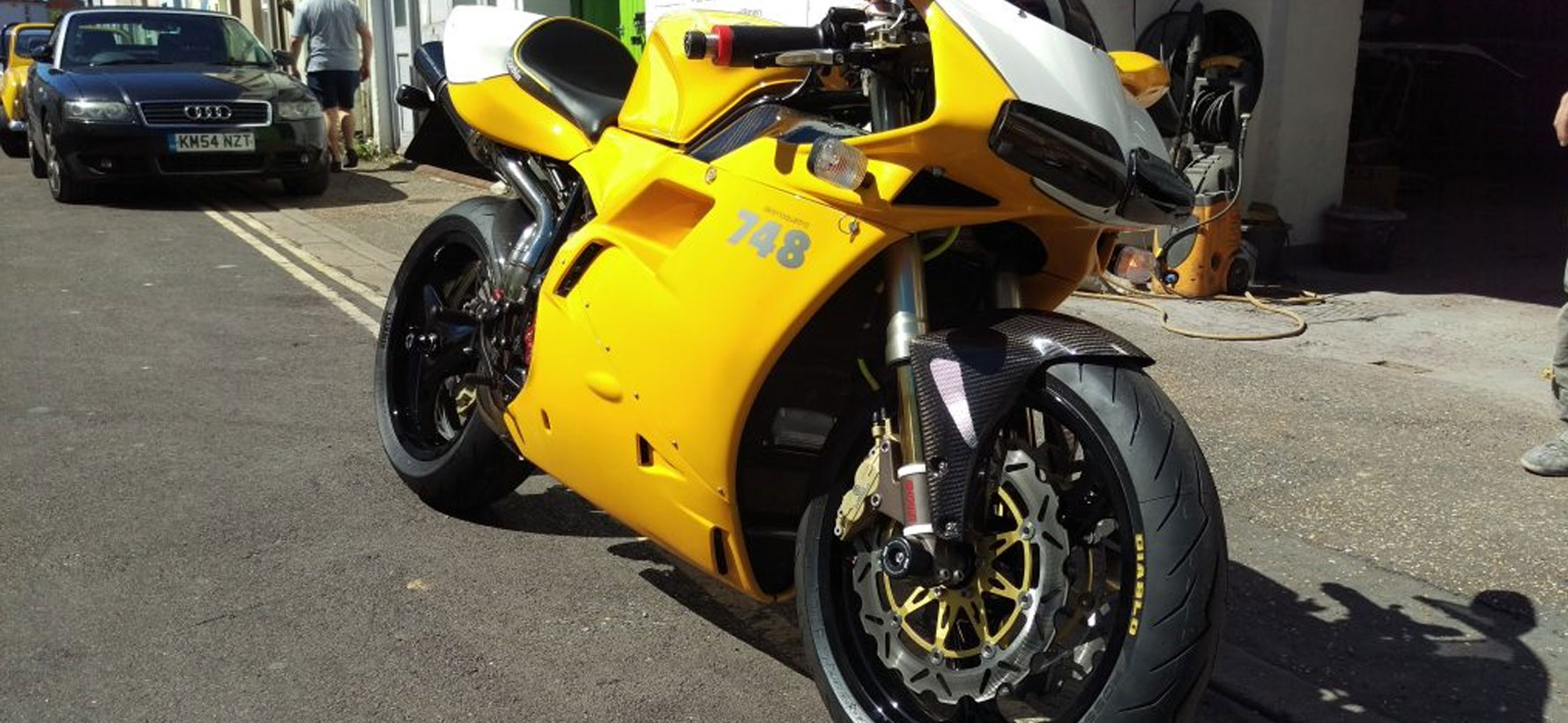 Yellow-748-Ducati